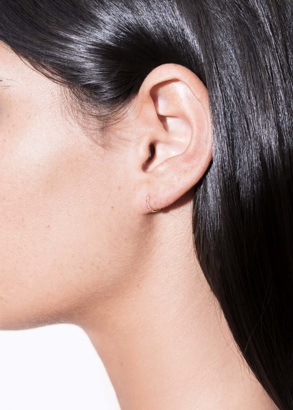 cate 5 mm Creolen 18k Rubin Ohrringe