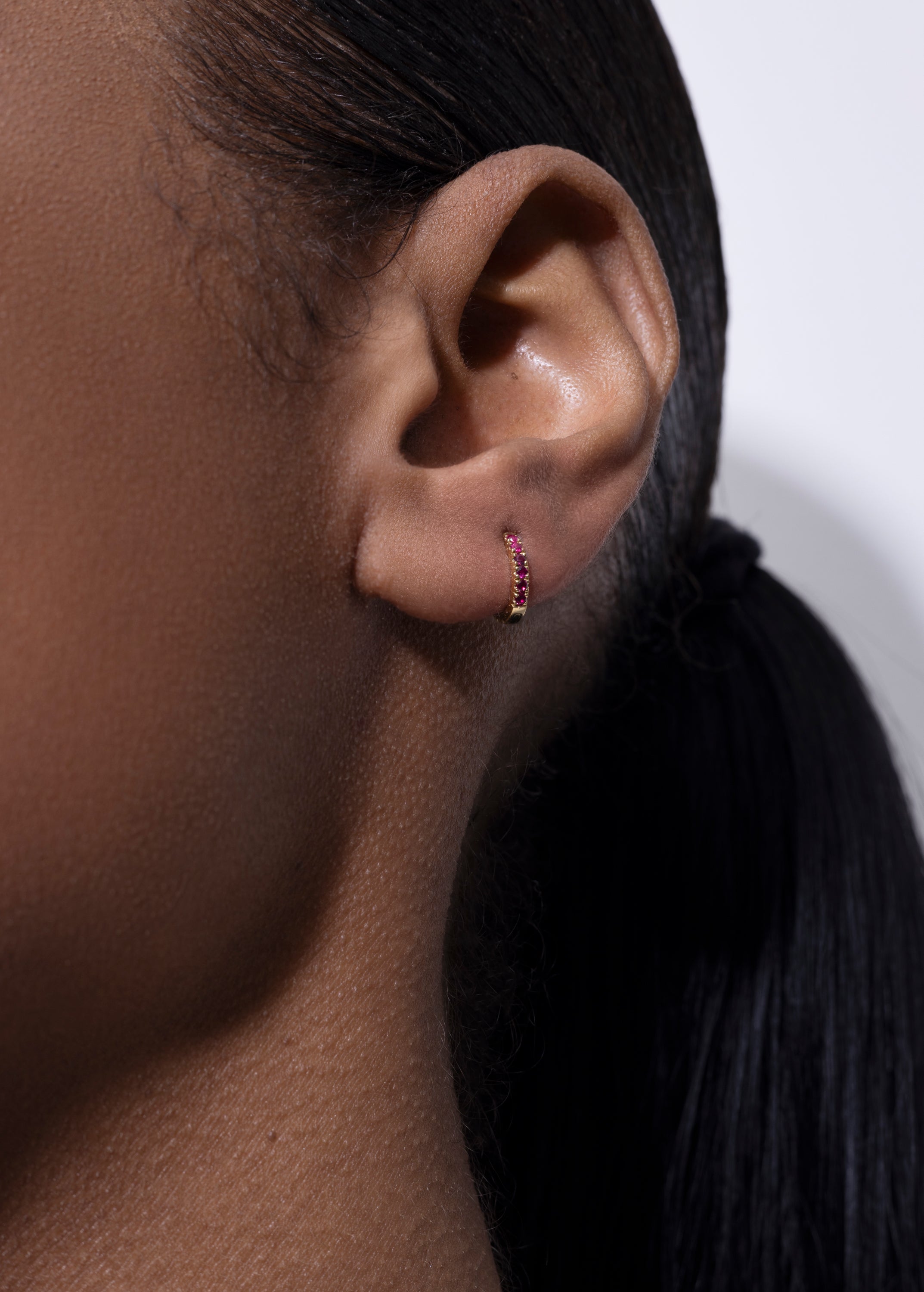 Lime Hoop 18k Rubin