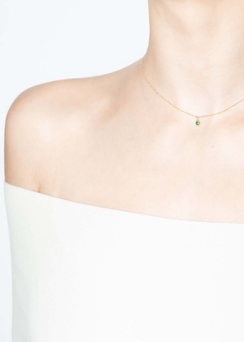 Modellkette 18k Smaragd Halsketten