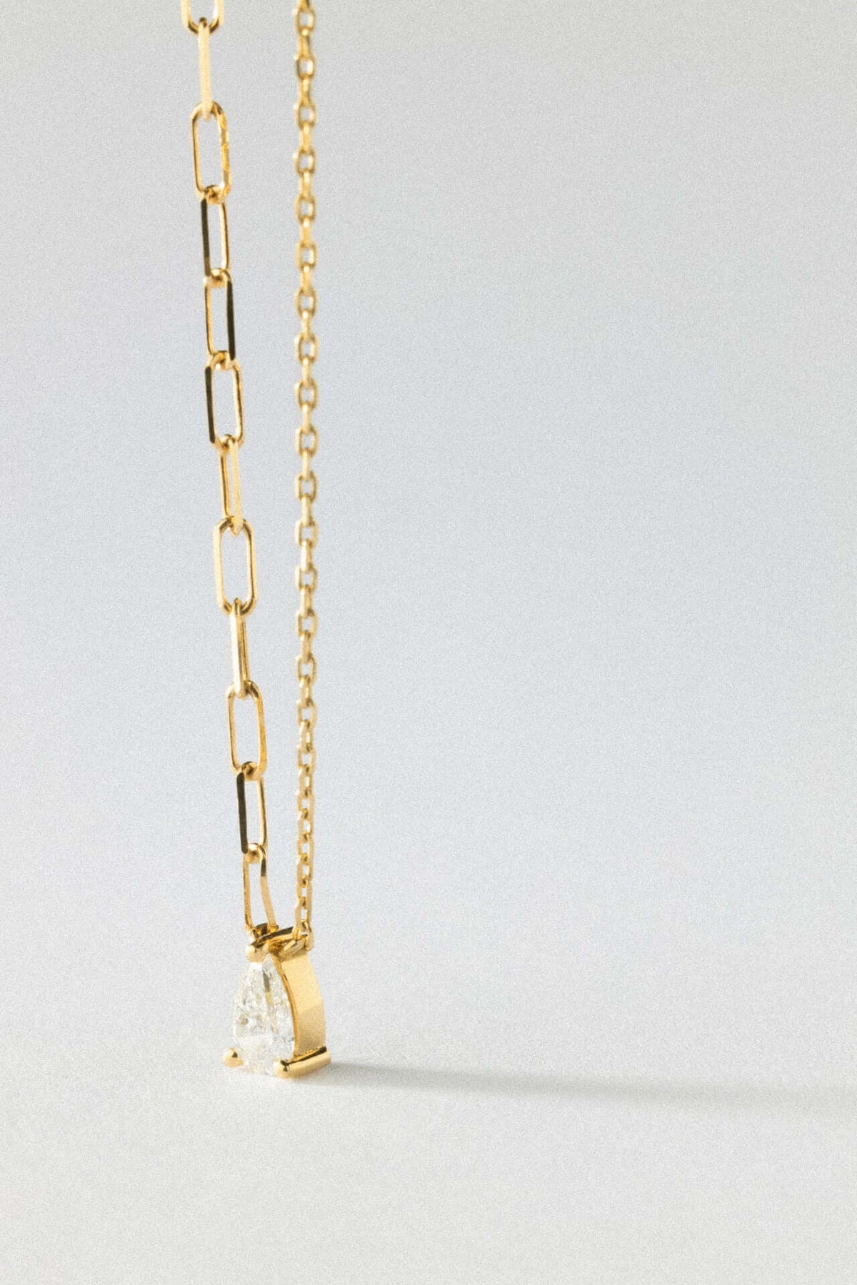 Pear necklace 18k diamond Necklaces