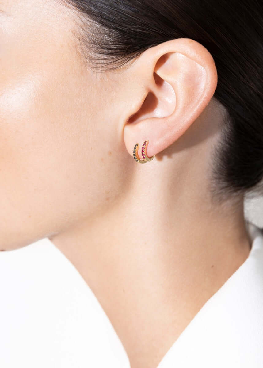 Salz 5 mm Creolen 18k Rubin Ohrringe