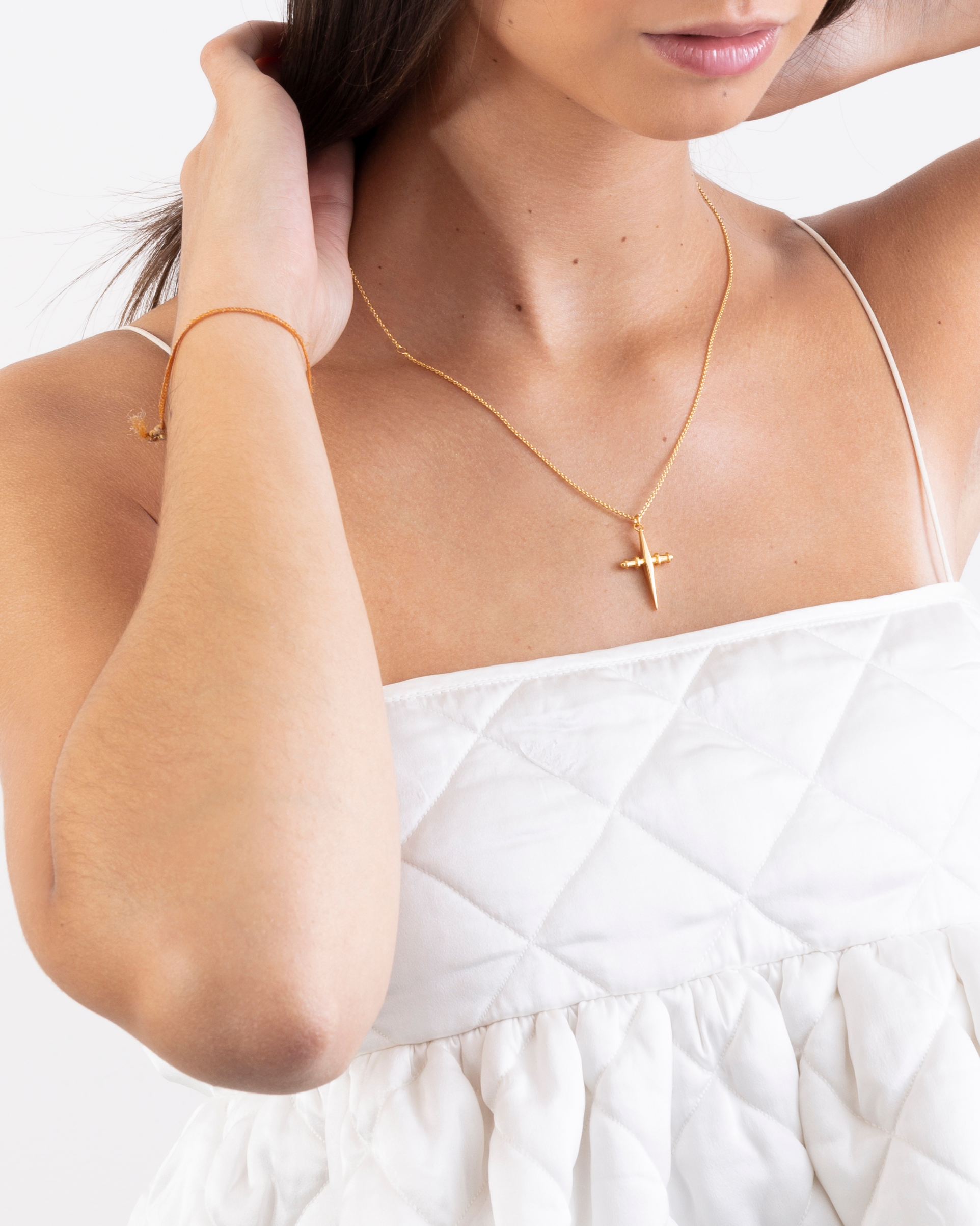 Bella necklace silver model