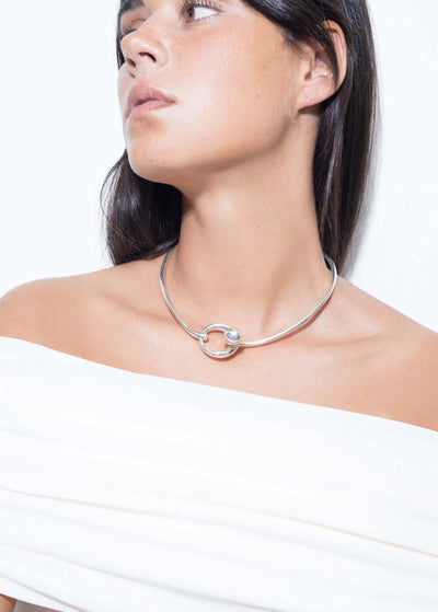 eli Halsband Halsband
