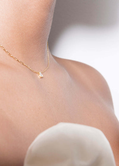 Pear necklace 18k diamond Necklaces