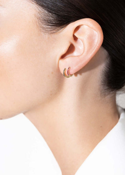 Salz 5 mm Creolen 18k Rubin Ohrringe